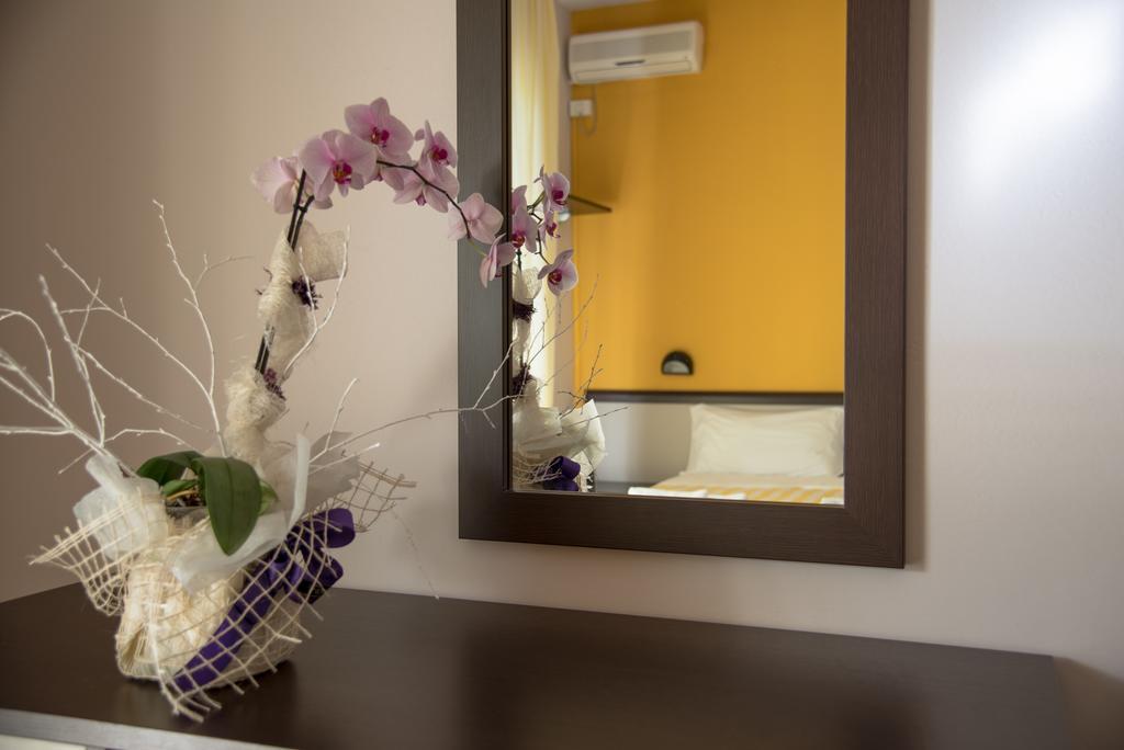 Hotel Mirage Bellaria-Igea Marina Eksteriør bilde