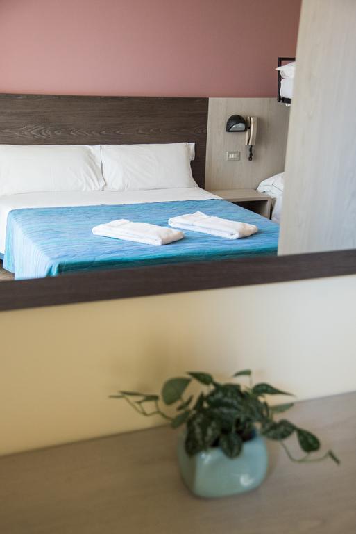 Hotel Mirage Bellaria-Igea Marina Eksteriør bilde