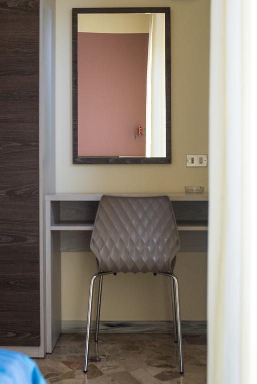 Hotel Mirage Bellaria-Igea Marina Eksteriør bilde