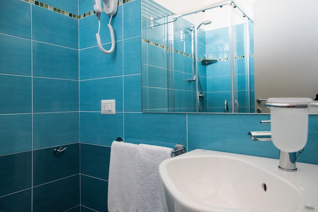 Hotel Mirage Bellaria-Igea Marina Eksteriør bilde