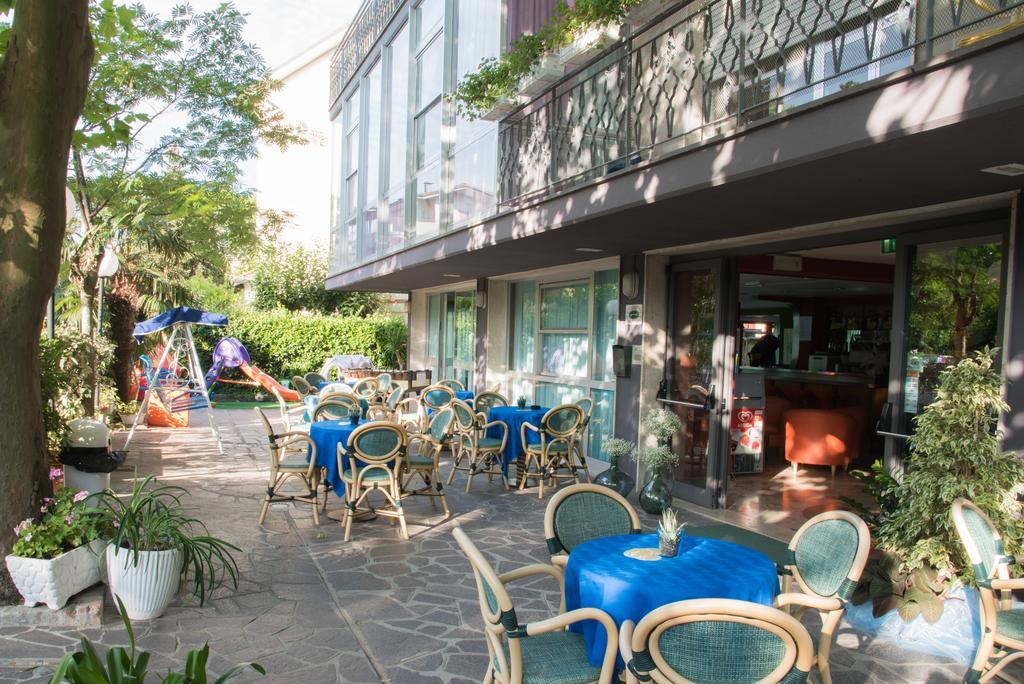 Hotel Mirage Bellaria-Igea Marina Eksteriør bilde