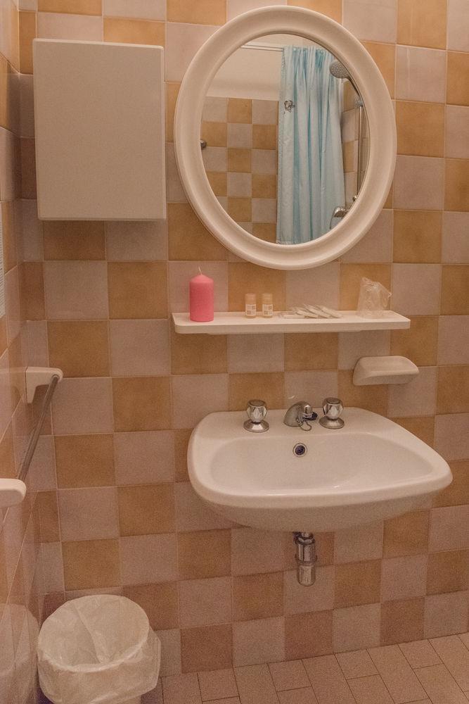 Hotel Mirage Bellaria-Igea Marina Eksteriør bilde